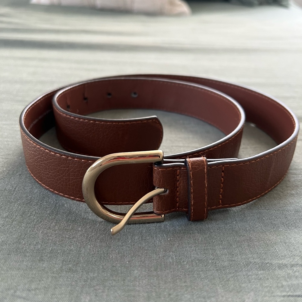 Tan H& M belt